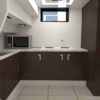 Small Yacht - Image 5